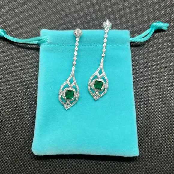Diamond and emerald cubic zirconia earrings - Picture 4 of 7
